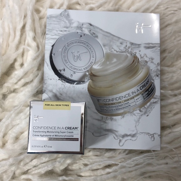 It cosmetics confidence in a cream NEW! - Picture 9 of 9